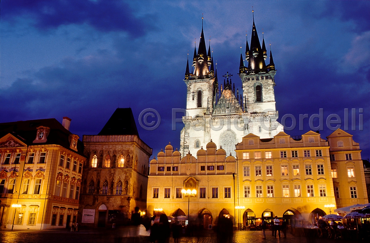 Church of Our Lady Before Tyn, Old Town Square, Prague, Czech Republic
 (cod:Prague 13)